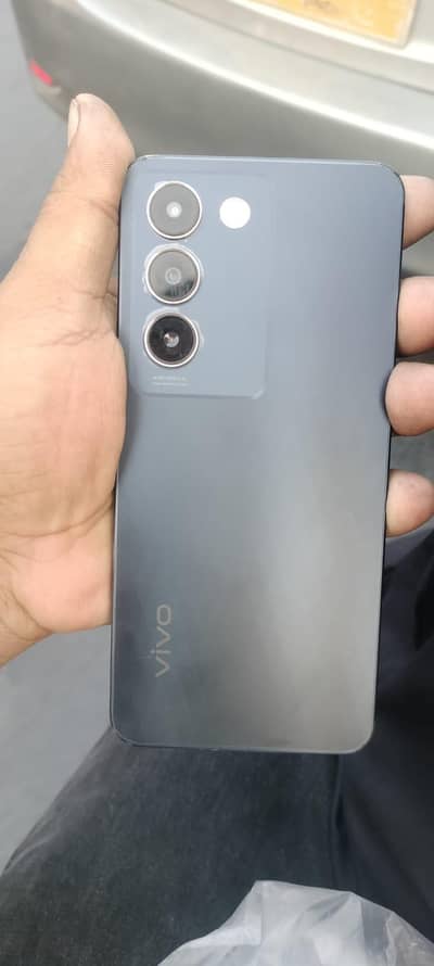 Vivo Y100