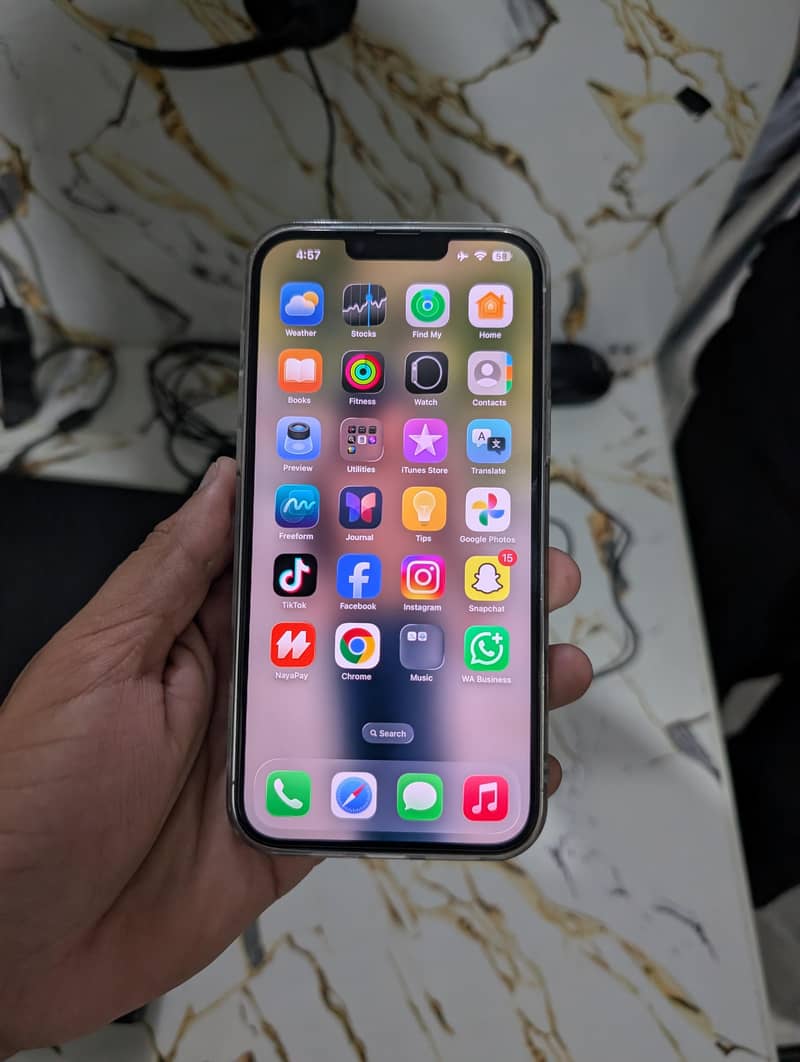 Apple iPhone 13 Pro Max 0