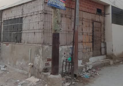 Corner shop with bath block 2 metroville wide road Saba Estate