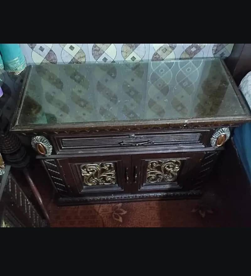 chinioti king Bed  with side tables & Dressing table 6