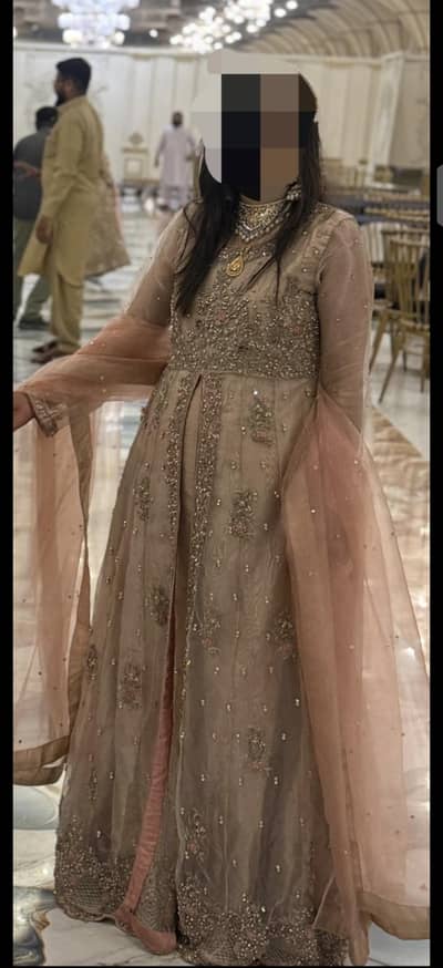 frock in new condition