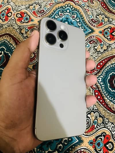 Apple iPhone 15 Pro Max