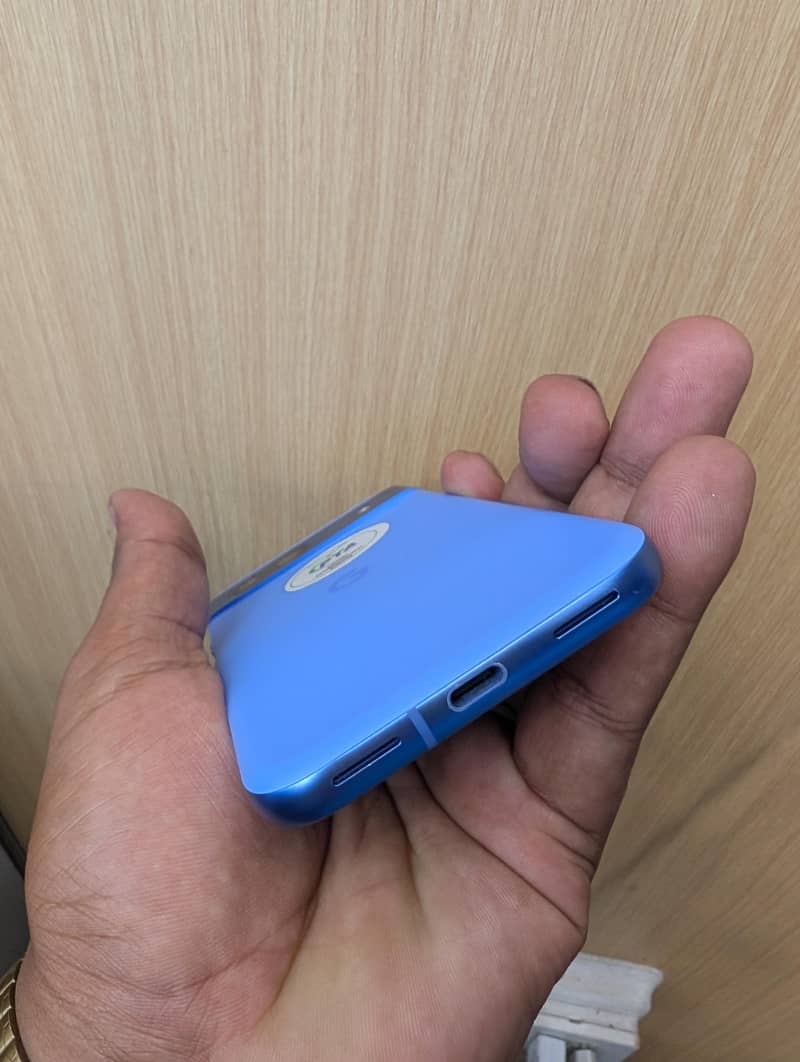 Google Pixel 8a 1