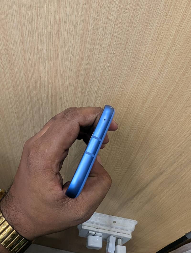 Google Pixel 8a 3