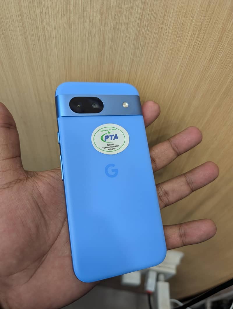 Google Pixel 8a 4