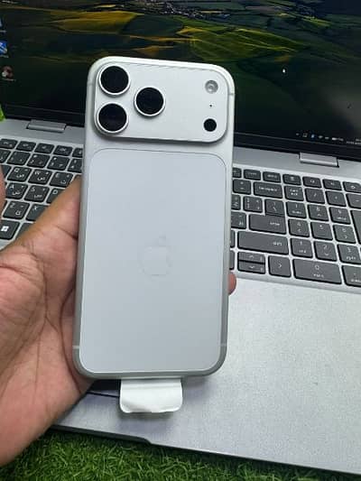 iphone 17 pro max 256gb PTA