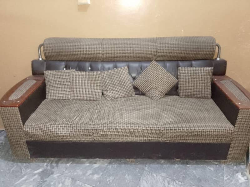 3 piece sofa set. 0