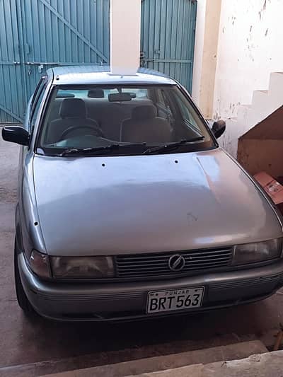 Nissan Sunny 1990