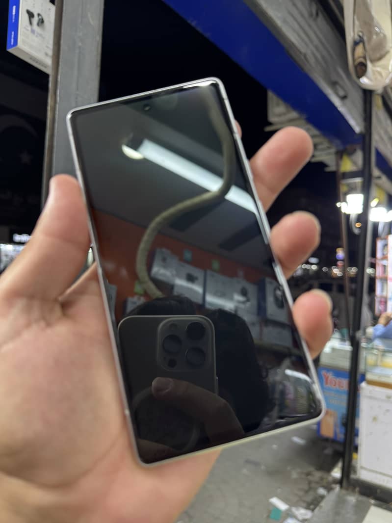 Google Pixel 7a 4