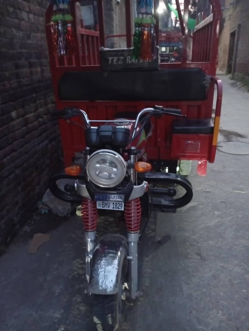 100 CC loader riksha same as new 4