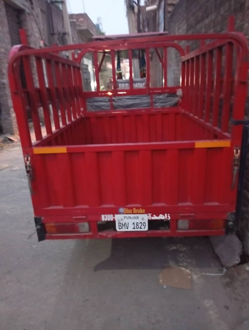100 CC loader riksha same as new 6