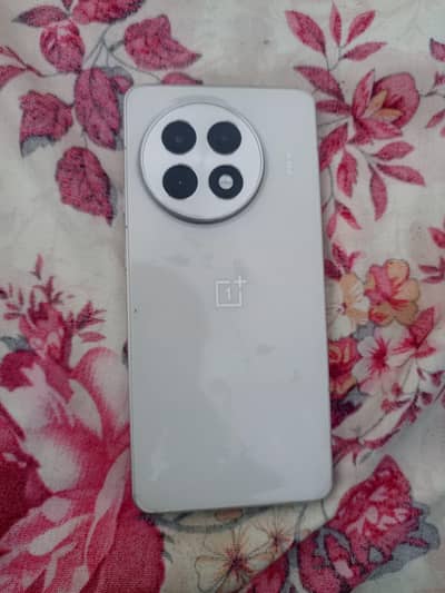 One Plus Ace 5 120 HZ 10/10 with box charger