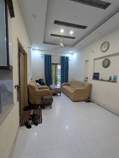 3 MARLA LOWER PORTION FOR RENT Lahore Medical Housing Society