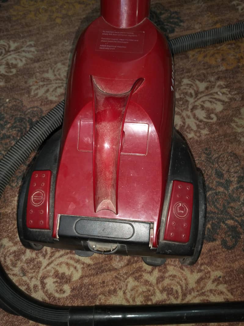 vacuum cleaner 2