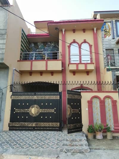 6 Marla Beautiful Half Triple Story House For Sale In Rizwan Garden