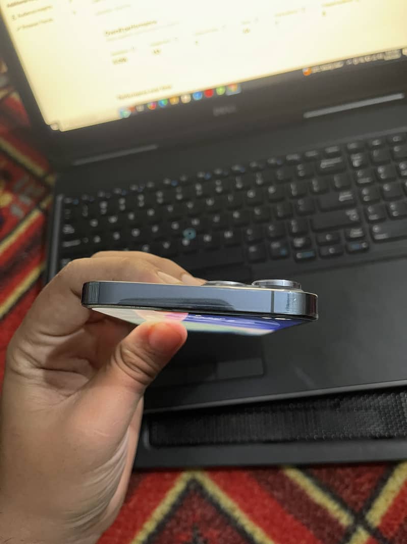 Apple iPhone 13 Pro Max 3