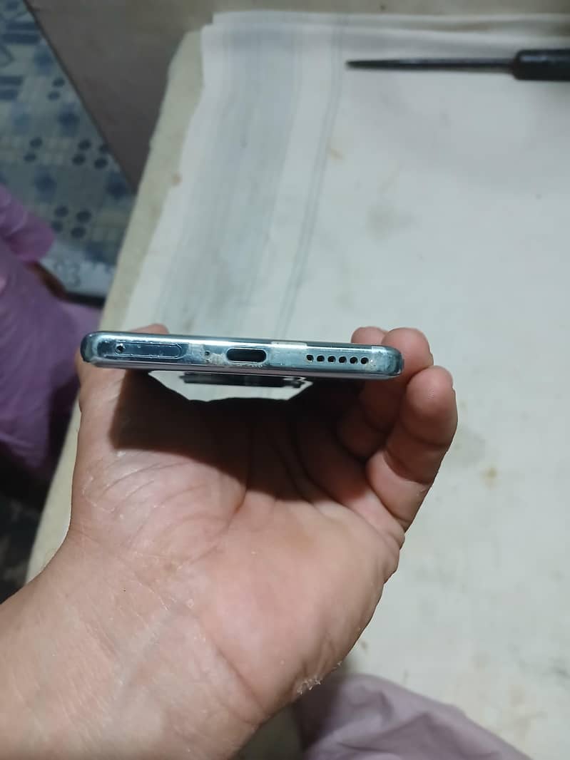 Infinix Zero 40 4