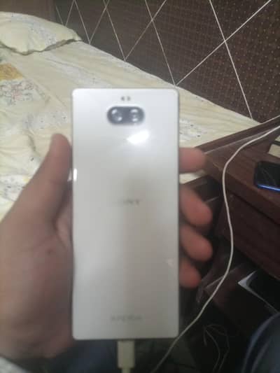 Sony Xperia 8