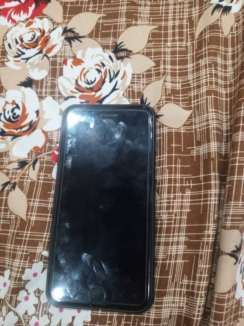 Apple iPhone 7 Plus 0