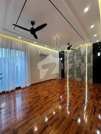 Luxury Furnished 10 Marla Upper Portion Available For Rent In Bahria Town Lahore