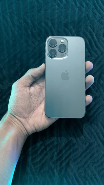 Apple iPhone 13 Pro factory unlocked