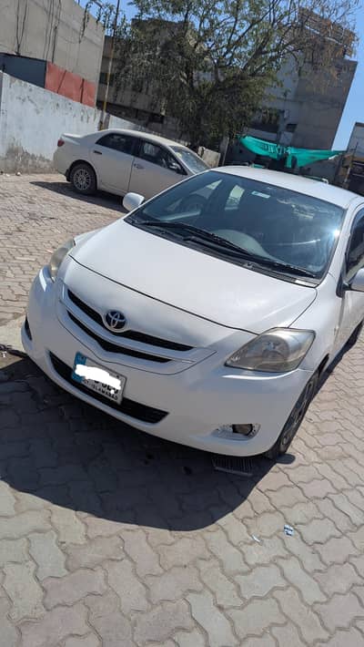 Toyota Belta 2006