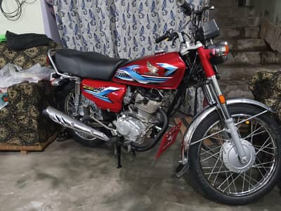 Honda CG 125 red colour 2024 model good condition