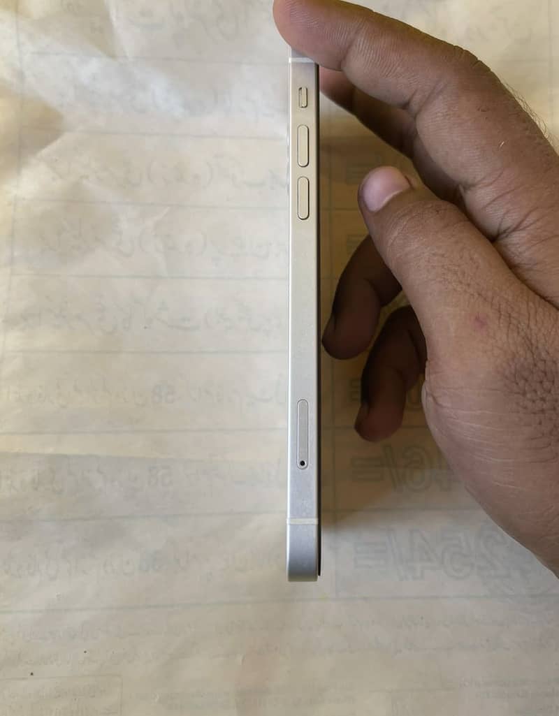 Apple iPhone 12 5
