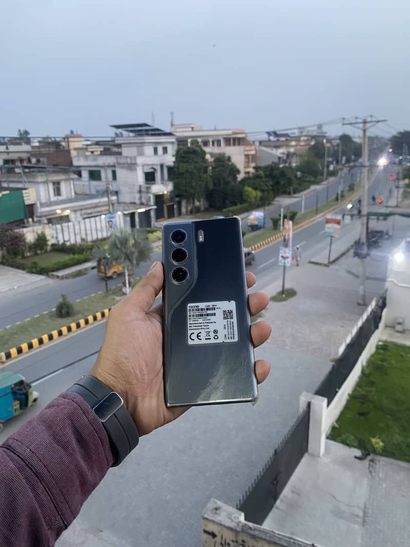 Tecno CAMON 40 Pro 2