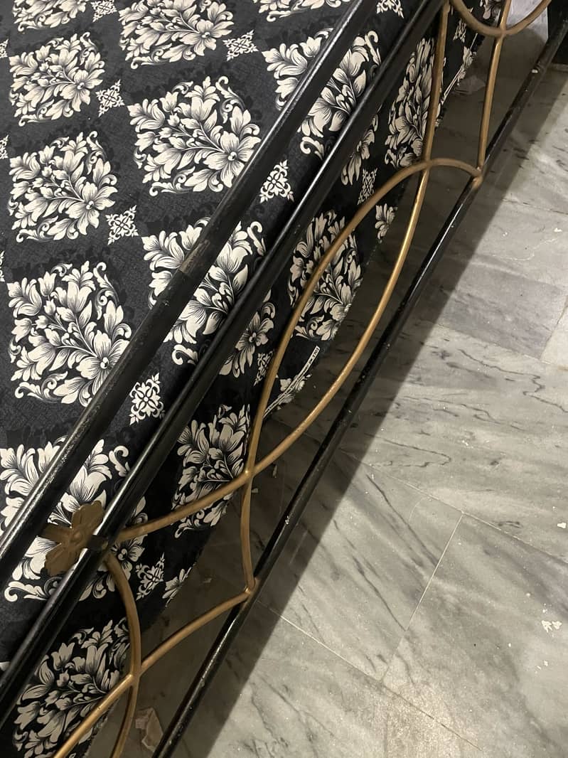 Iron bed set 1