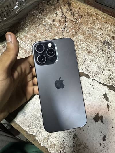 Apple iPhone 16 Pro Max