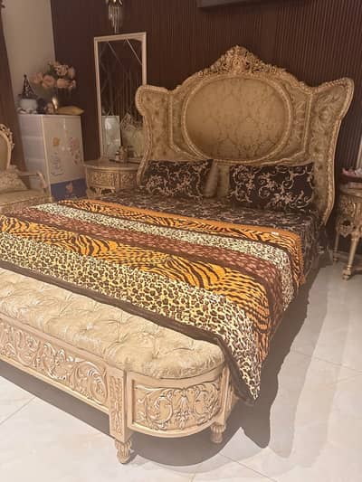 King size bed set with dressing and chairs and table