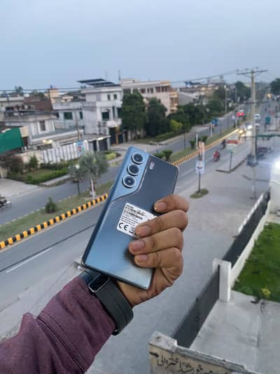 Tecno CAMON 40 Pro