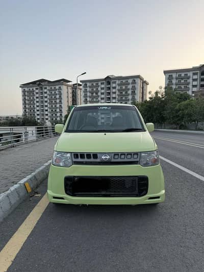 Nissan Otti 2006