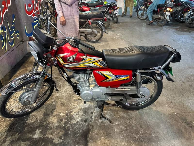VERY GOOD CONDITION 9