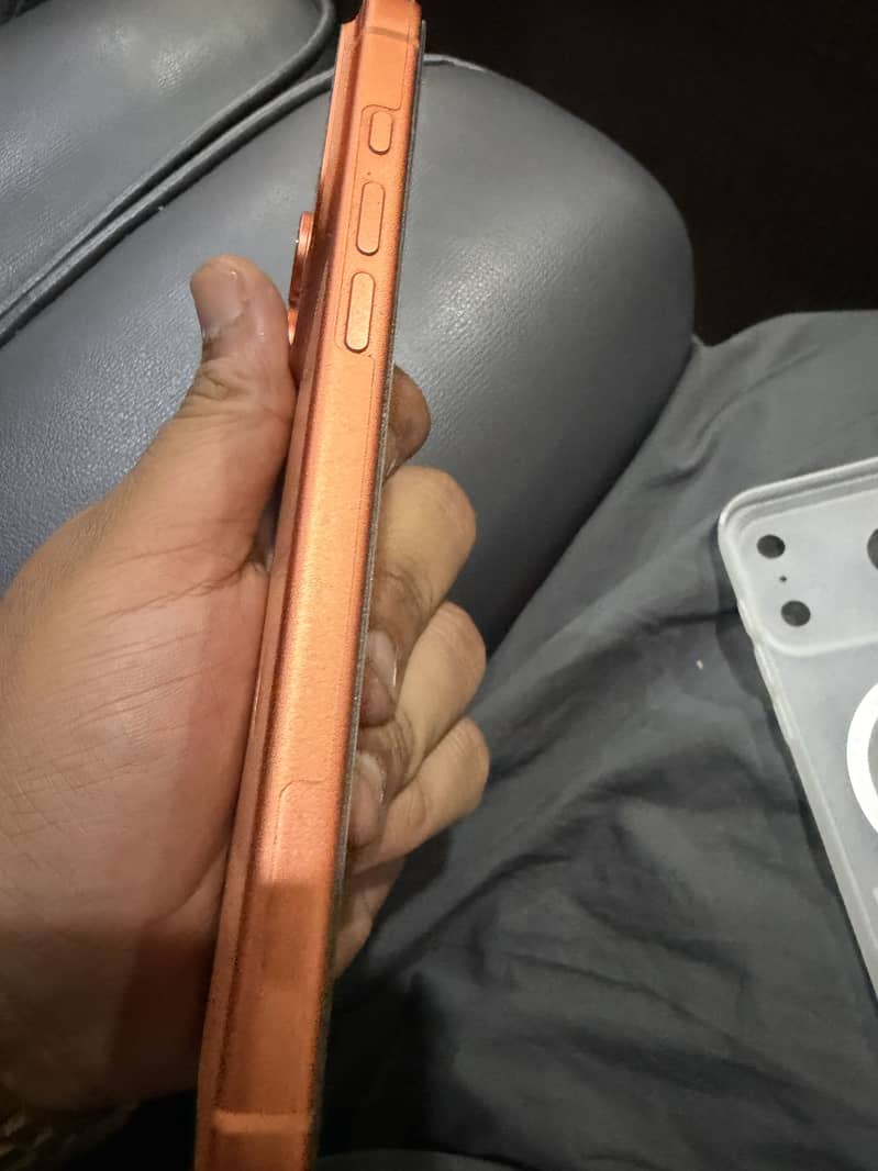 Apple iPhone 17 Pro Max 1