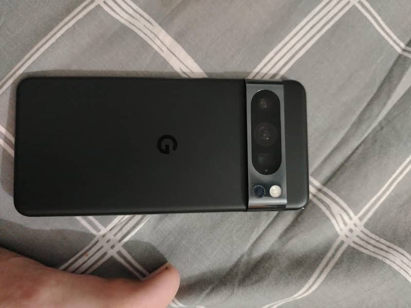 Google Pixel 8 Pro 6