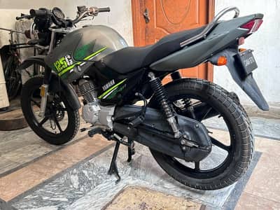 Yamaha ybr 125g