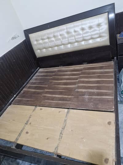 King size bed