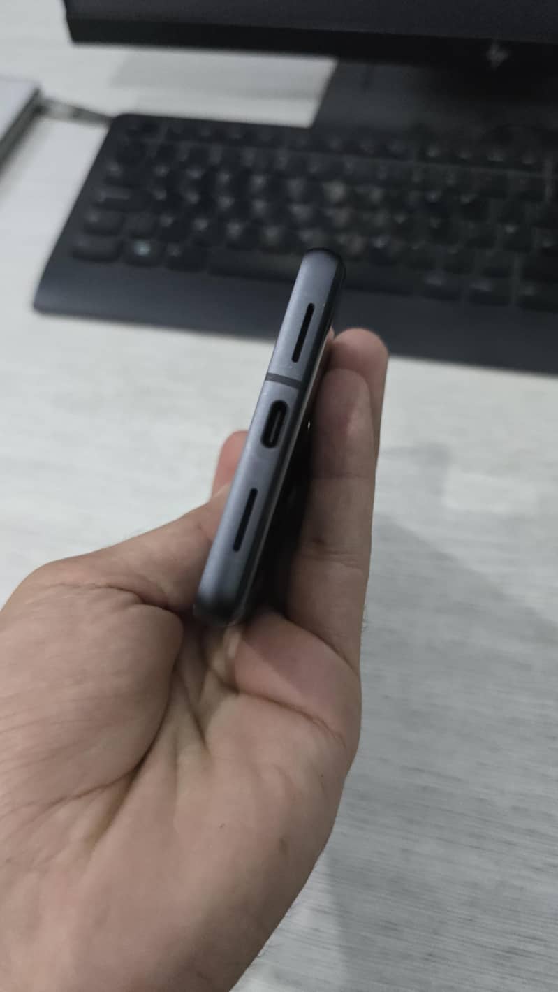 Pixel 7 4