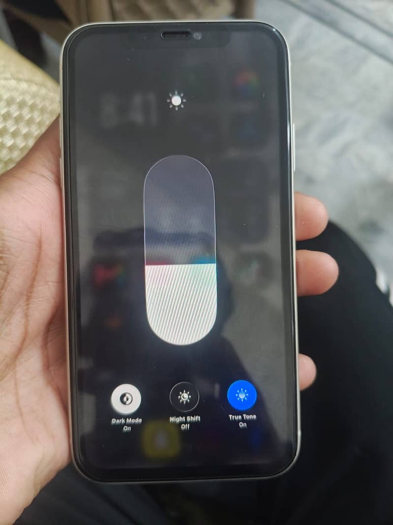 Apple iPhone 11 4