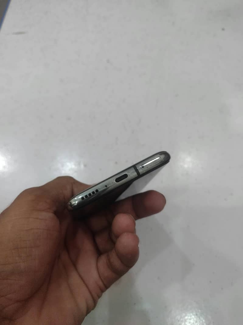 One Plus 7 Pro 5