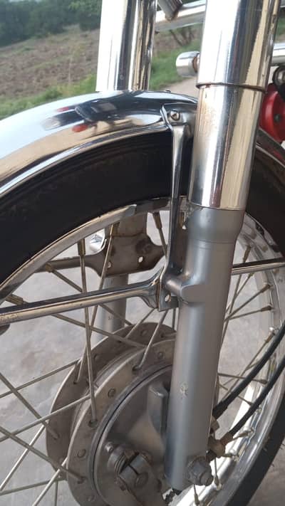 Honda 125     21 model lush condition totally januine