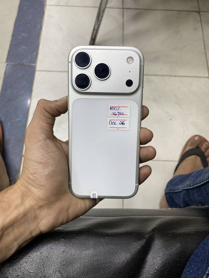 Apple iPhone 17 Pro 5