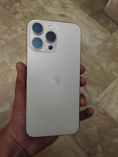 Apple iPhone 16 Pro Max