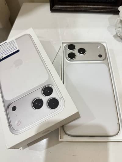 iPhone 17 Pro Max jv