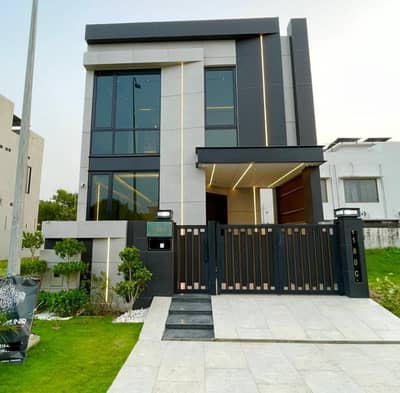 5 marla brand new Fully furnished house Available for rent in Dha 9 town