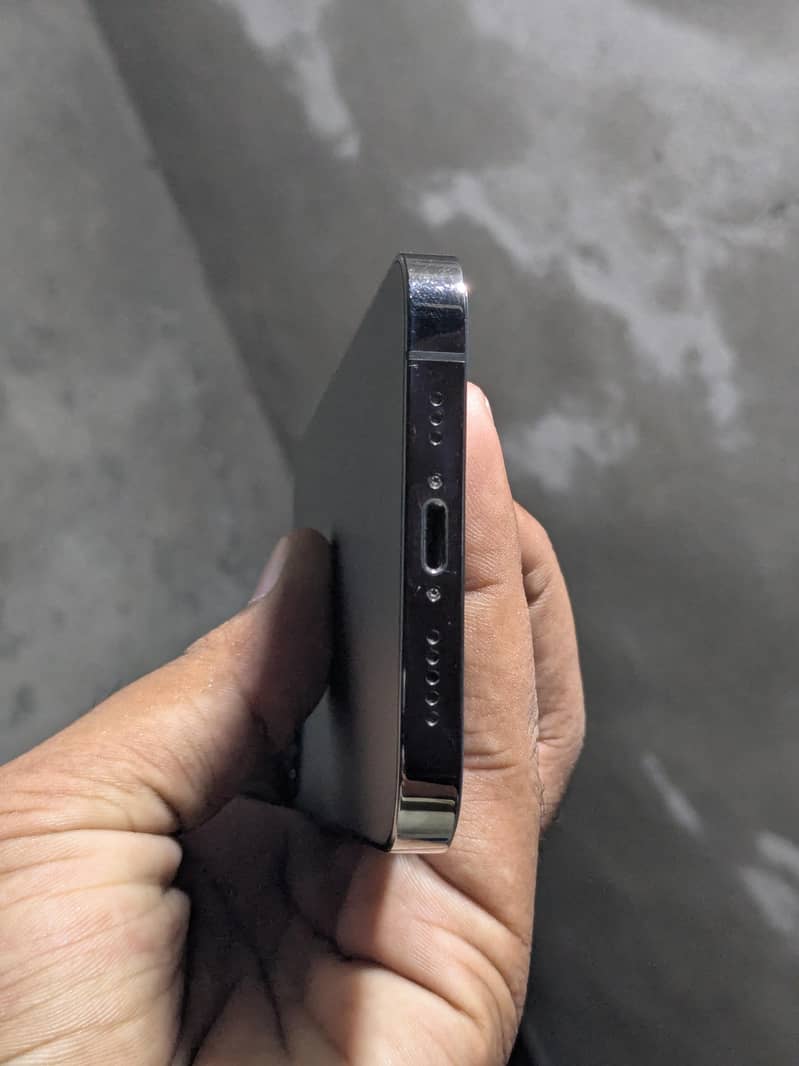 Apple iPhone 12 Pro 5
