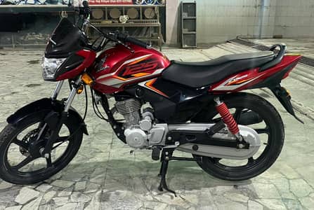 Honda CB 125 F