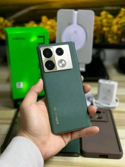 Infinix Note 40 Pro 16Gb Ram 256 GB Memory Pta Approved. 0324=8192=982